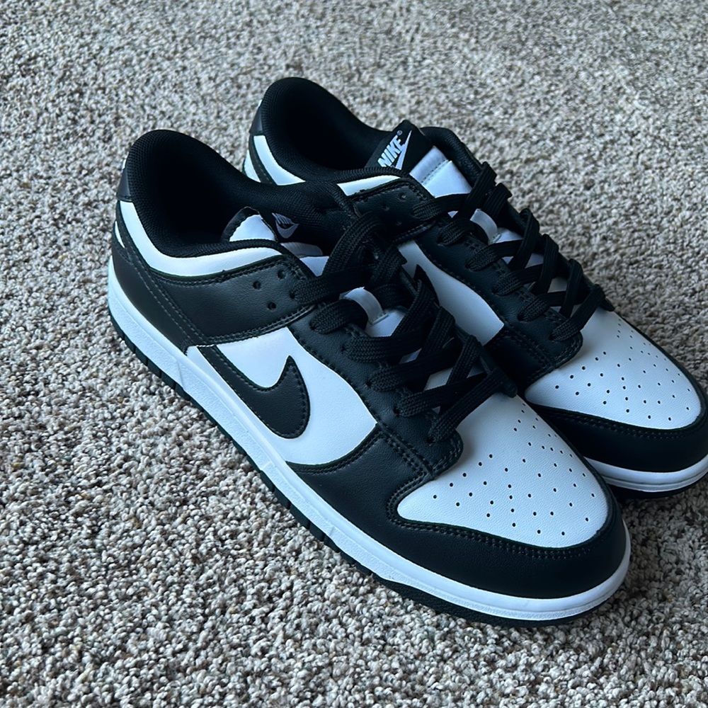 Men’s Nike Panda Dunks